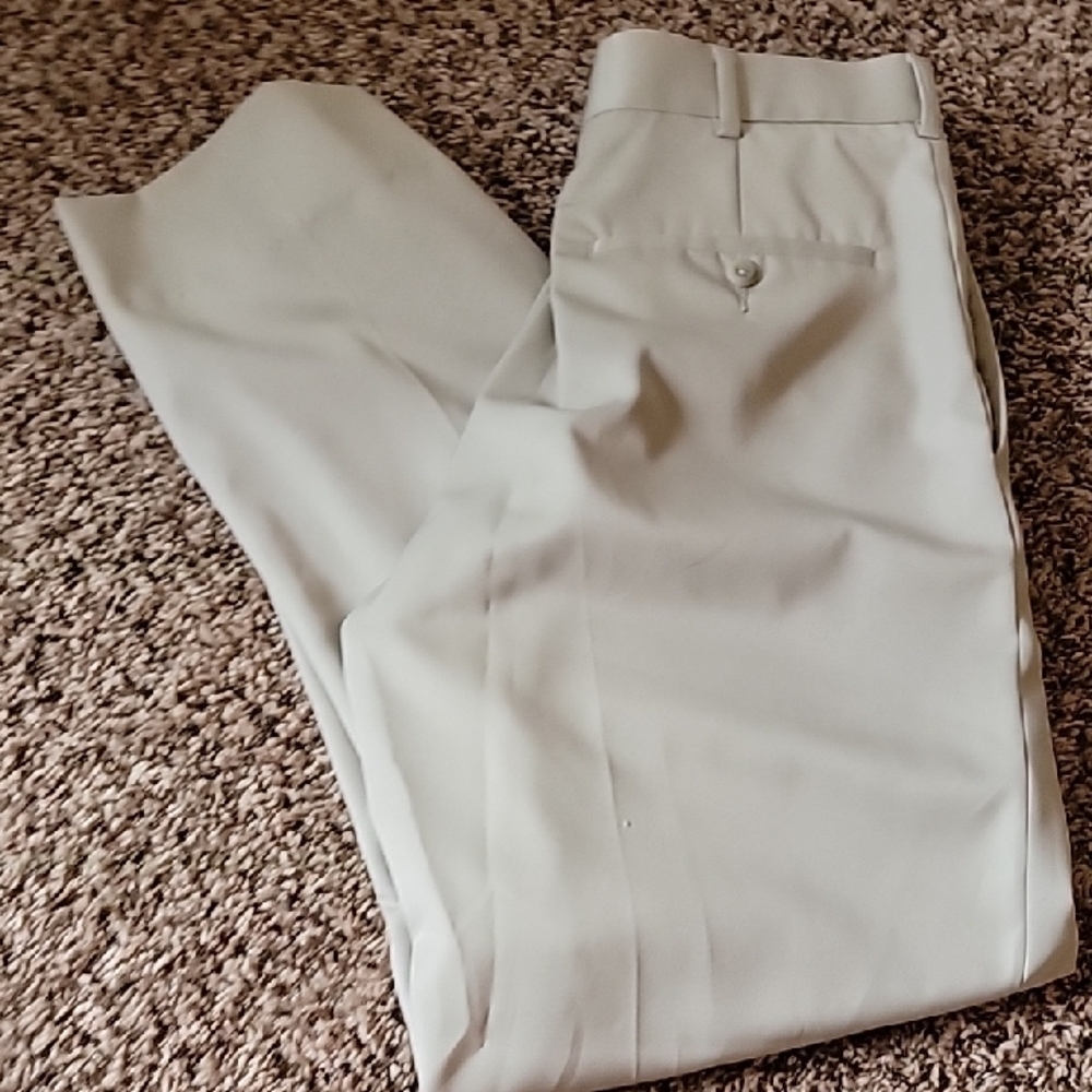 Perry Ellis Soft Gray Men's Dress Pants